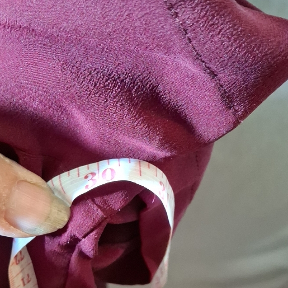 Jones New York Burgundy Long Sleeve Shirt (Can133) - Picture 3 of 7